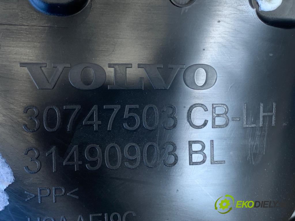 VOLVO S60 III sedan 2020 140 kW T4 1969 čalúnenie Dvere ľavy zad
