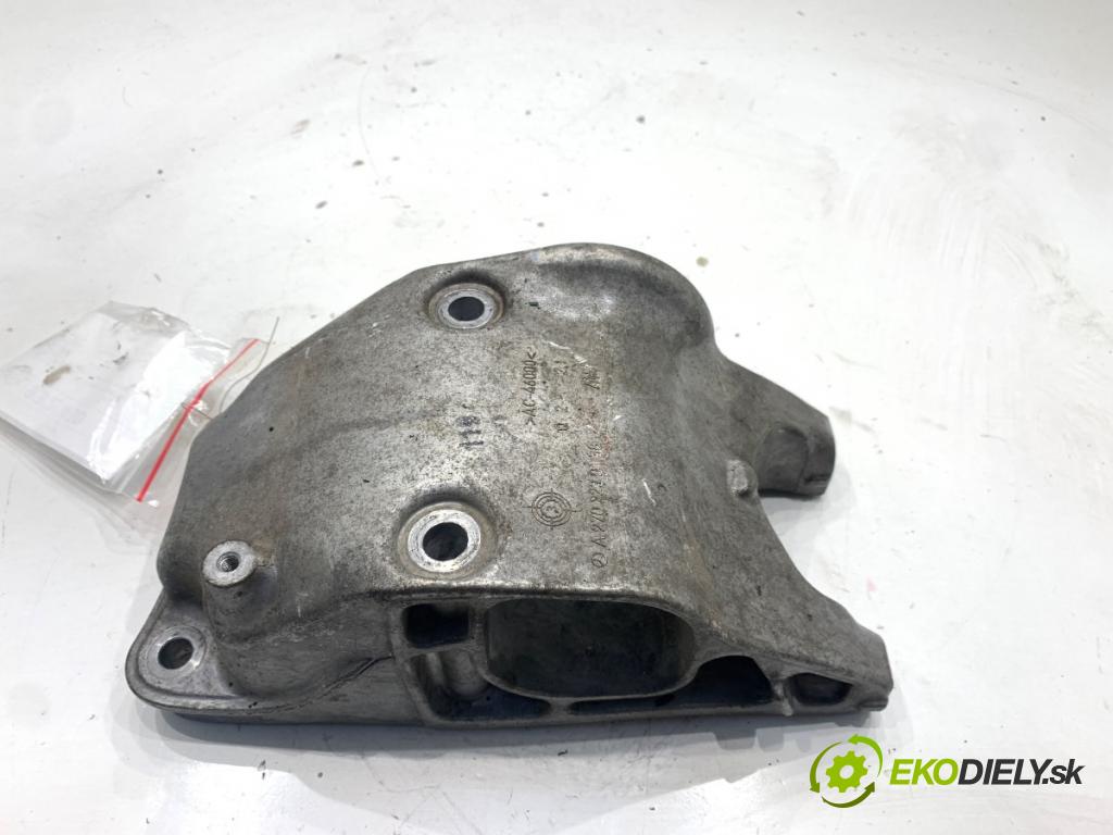 MERCEDES-BENZ W176 liftback 2013 90 kW A 180 (176.042) 1595 podpera poolos A2702230138