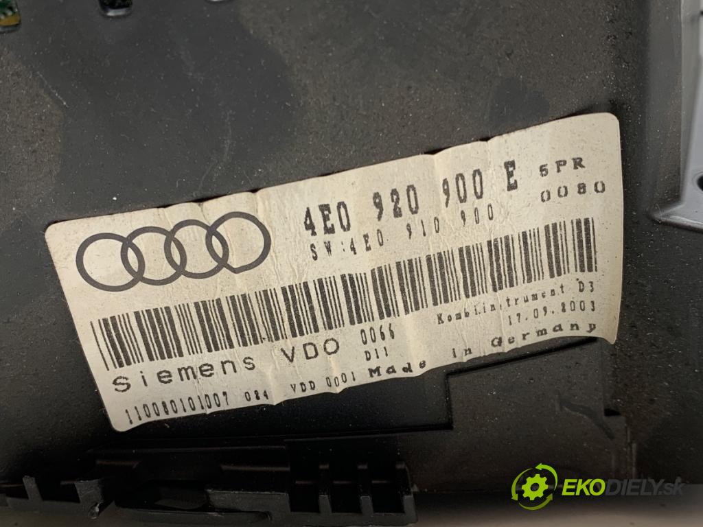 AUDI A8 D3 sedan 2005 191 kW 3.2 FSI 3123 Prístrojovka 4E0920900E (Prístrojová doska)