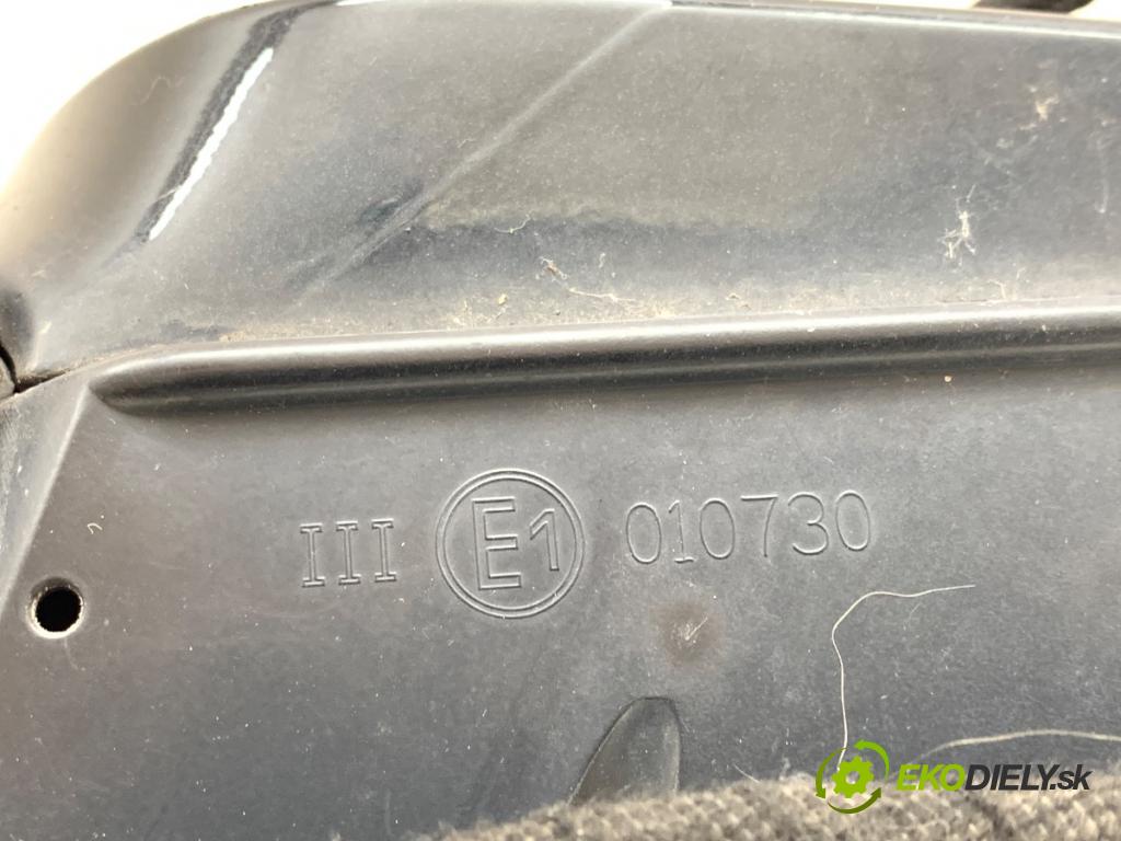 AUDI A8 D3 sedan 2005 191 kW 3.2 FSI 3123 zpětné zrcátko pravý LZ9Y