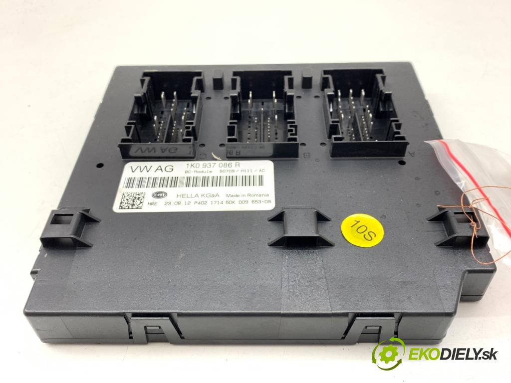 SKODA YETI SUV 2012 90 kW 1.4 TSI 1390 modul komfortu 1K0937086R (Komfortní modul)