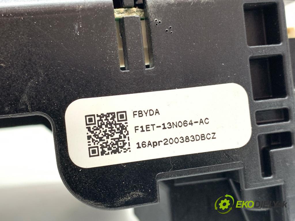 FORD FOCUS III Kombi 2016 88 kW 1.5 TDCi 1499 Prepínač kombinovaný F1ET-13N064-AC (Prepínacie páčky pod volantom)