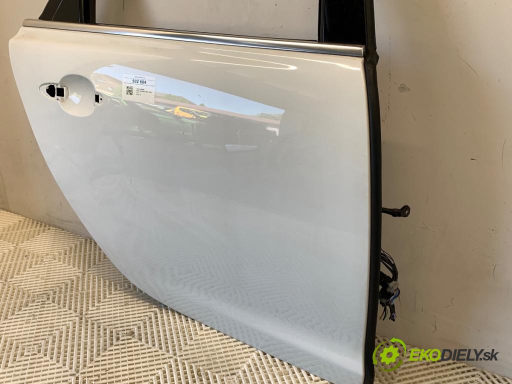 JAGUAR XJ sedan 2015 250 kW 3.0 SCV6 2995 dveře pravý zadní část
