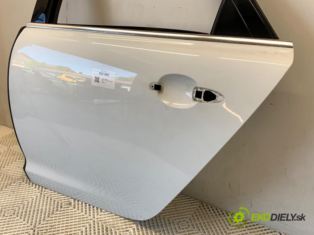 JAGUAR XJ sedan 2015 250 kW 3.0 SCV6 2995 dveře levý zadní část