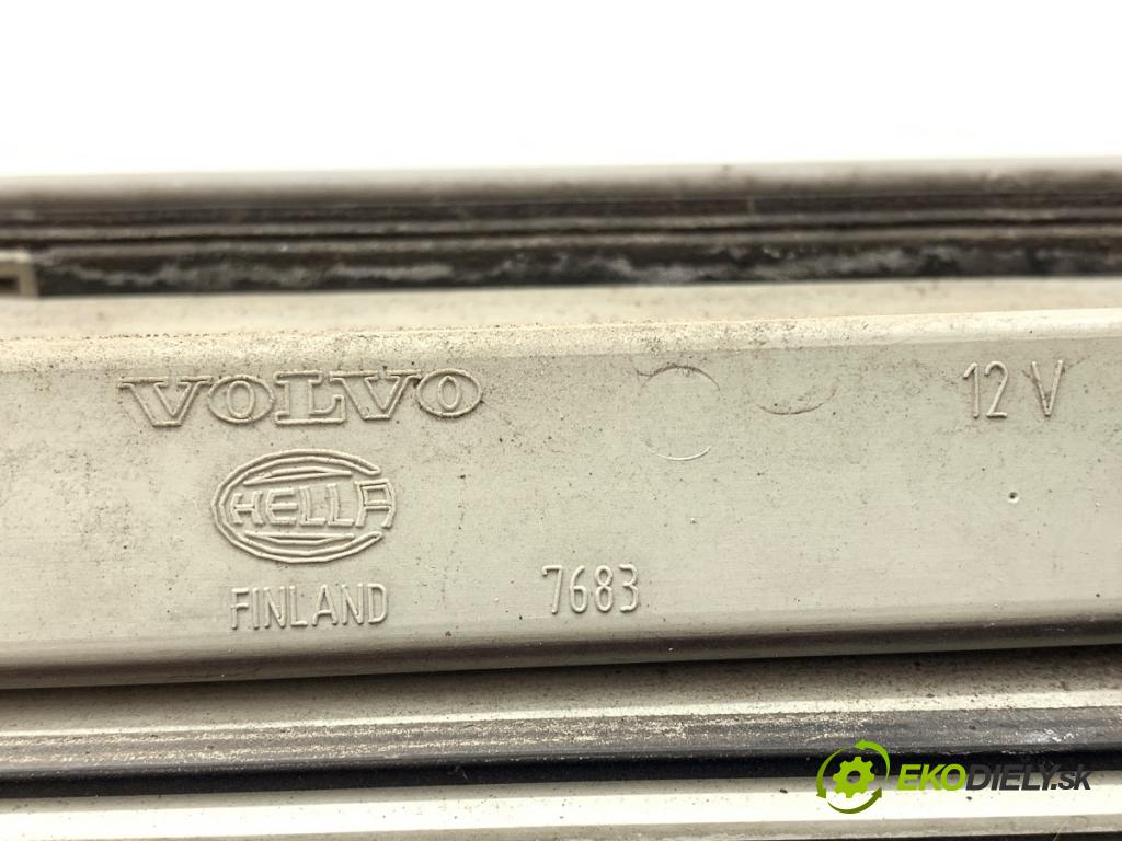 VOLVO XC90 I SUV 2005 200 kW T6 AWD 2922 světlo brzdových světel 9483947