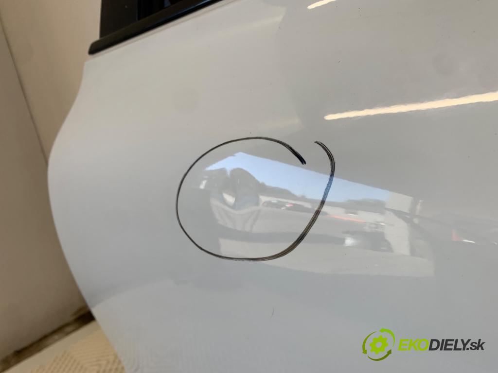 VOLVO V60 II Kombi 2019 140 kW D4 1969 Dvere ľavy zad 614-46