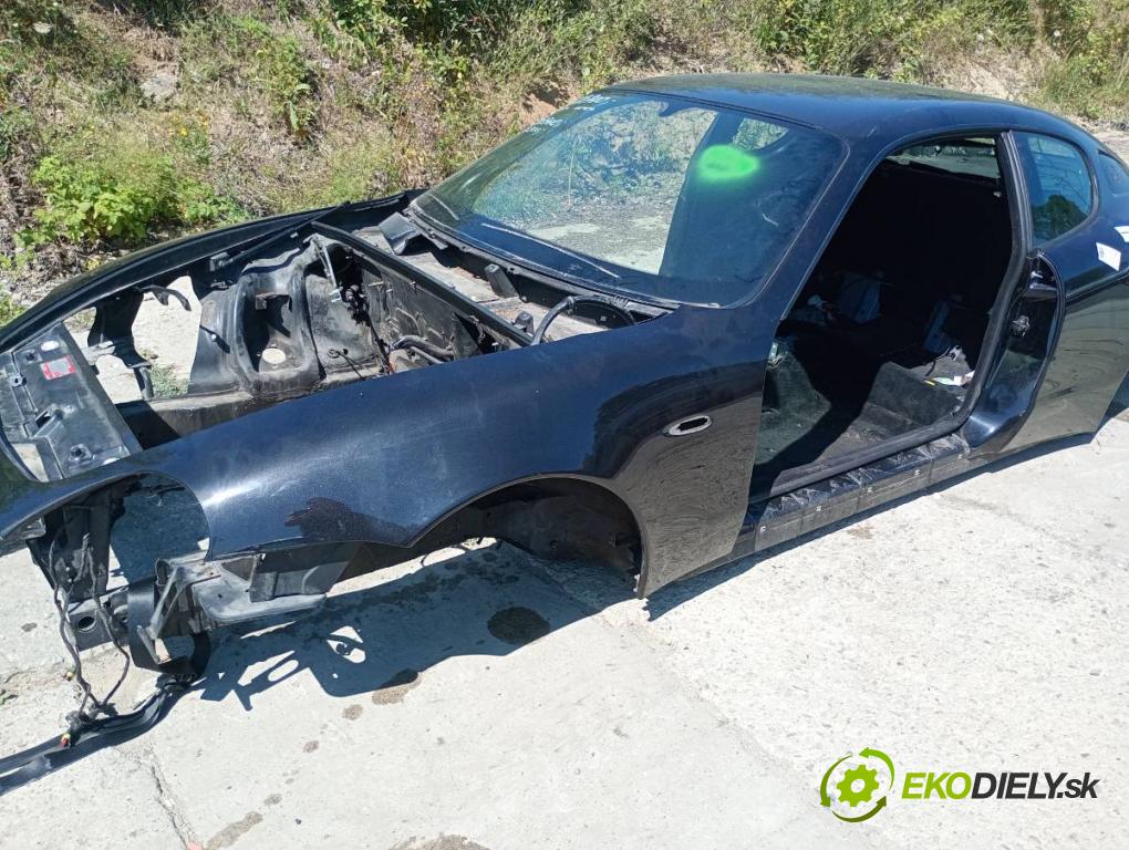 MASERATI 3200 GT coupe 2000 271 kW 3.2 Biturbo V8 32V 3217 karoséria ČTVRŤÁK: Blatník prah strecha PODŁUŻNICA
