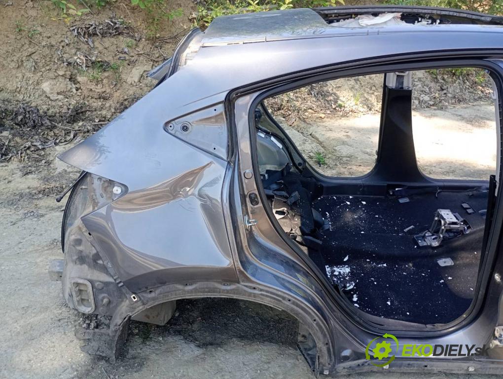 HONDA HR-V SUV 2016 96 kW 1.5 (RU1) 1498 karoséria ČTVRŤÁK: Blatník prah strecha PODŁUŻNICA