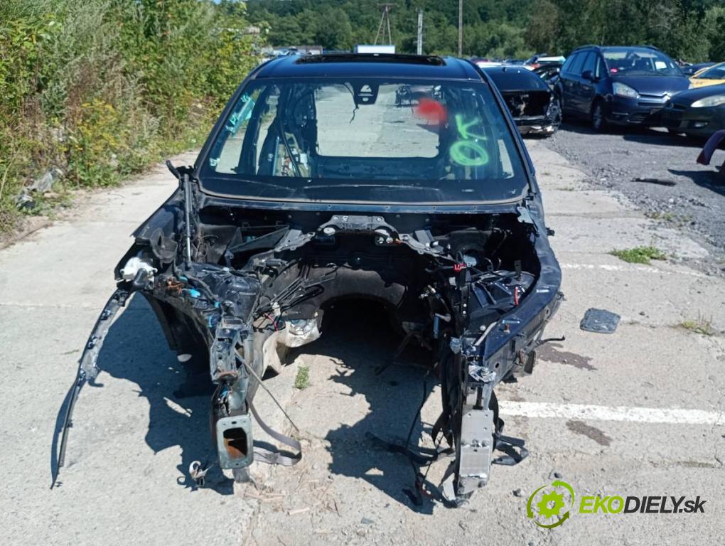 BMW F15 SUV 2018 225 kW xDrive 35 i 2979 KAROSERIA ČTVRŤÁK blatník práh střecha PODŁUŻNICA