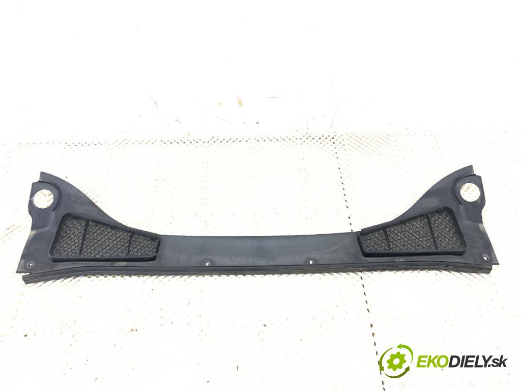FORD FOCUS III Kombi 2016 88 kW 1.5 TDCi 1499 Torpédo, plast pod čelné okno BM51-A02216-AF (Torpédo (plast pod čelným sklom))