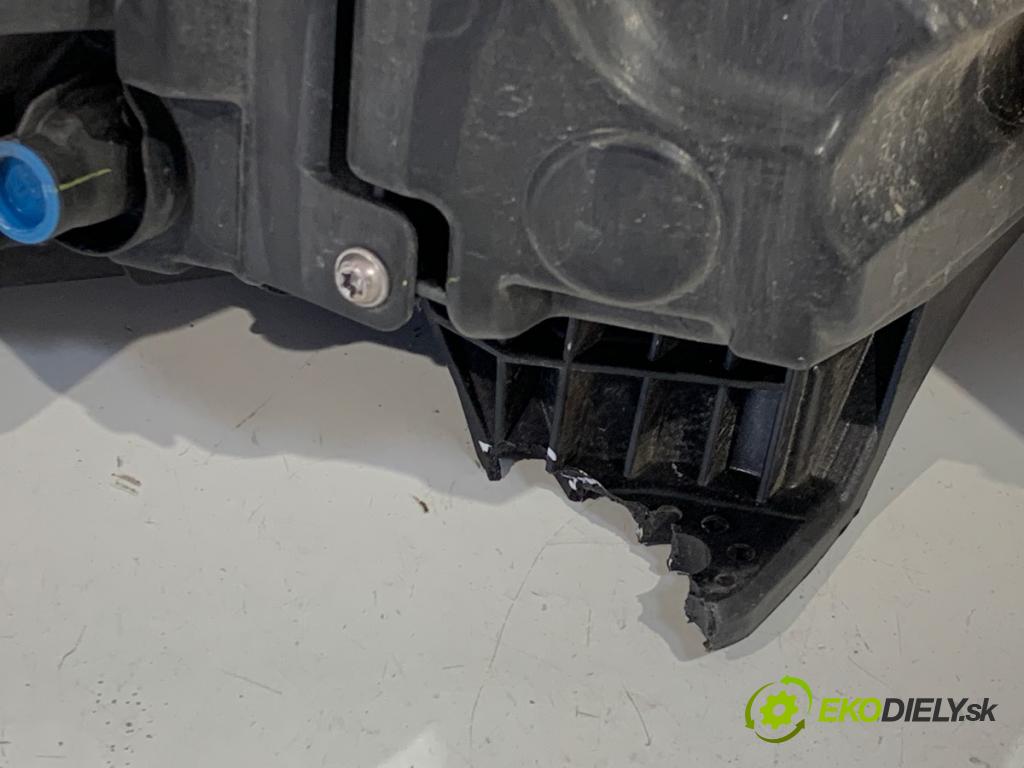 VOLVO S60 III sedan 2020 140 kW T4 1969 Svetlomet pravy predný 32314149