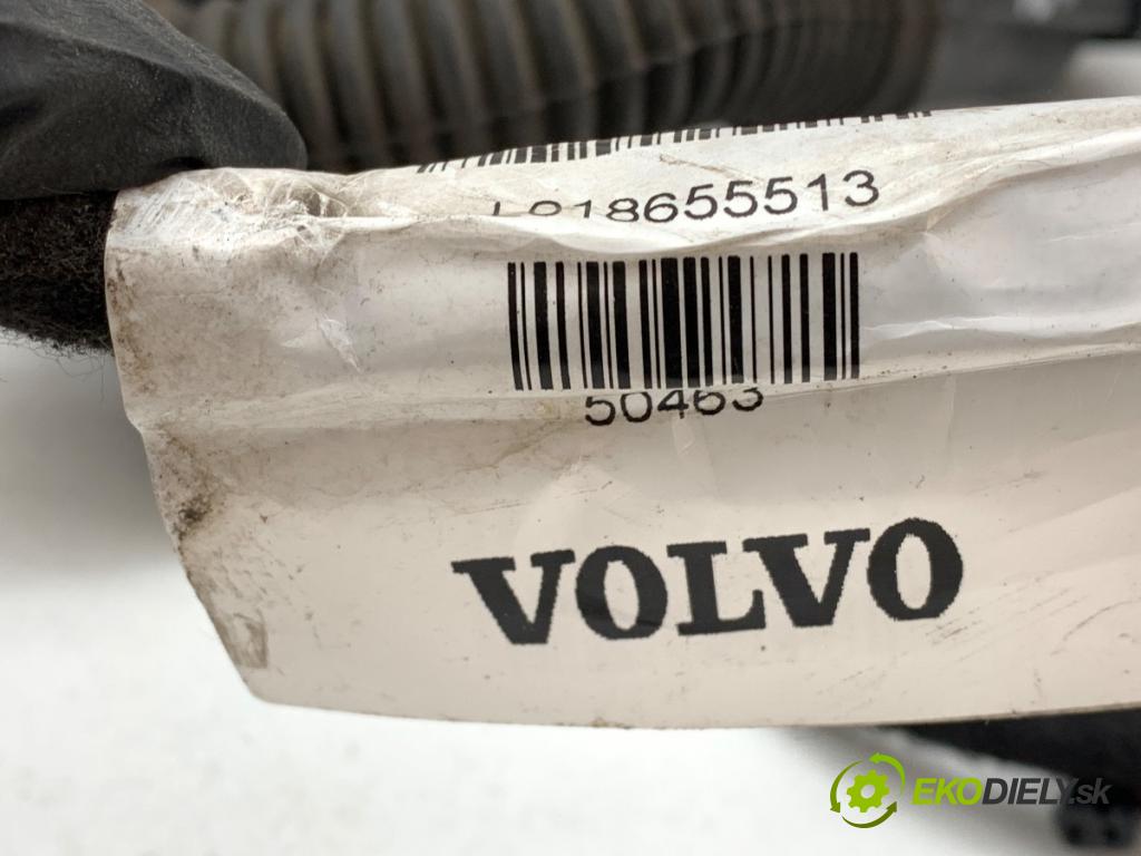 VOLVO S60 III sedan 2020 140 kW T4 1969 káblovačka dveře přední část levý 31483771