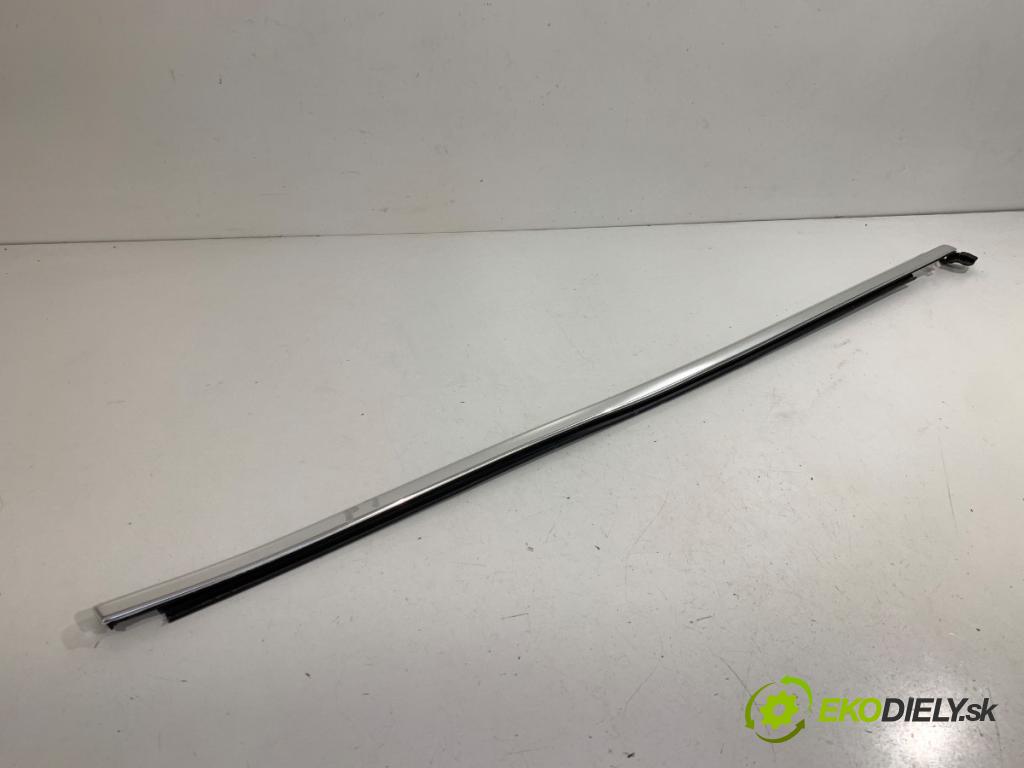 VOLVO S60 III sedan 2020 140 kW T4 1969 Lišta Sbírání: zad pravy