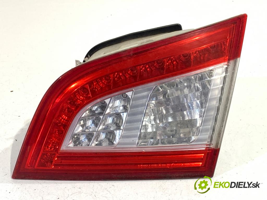 PEUGEOT 508 SW I Kombi 2011 115 kW 1.6 THP 1598 světlo pravý zadní část vnitřní 9686780680