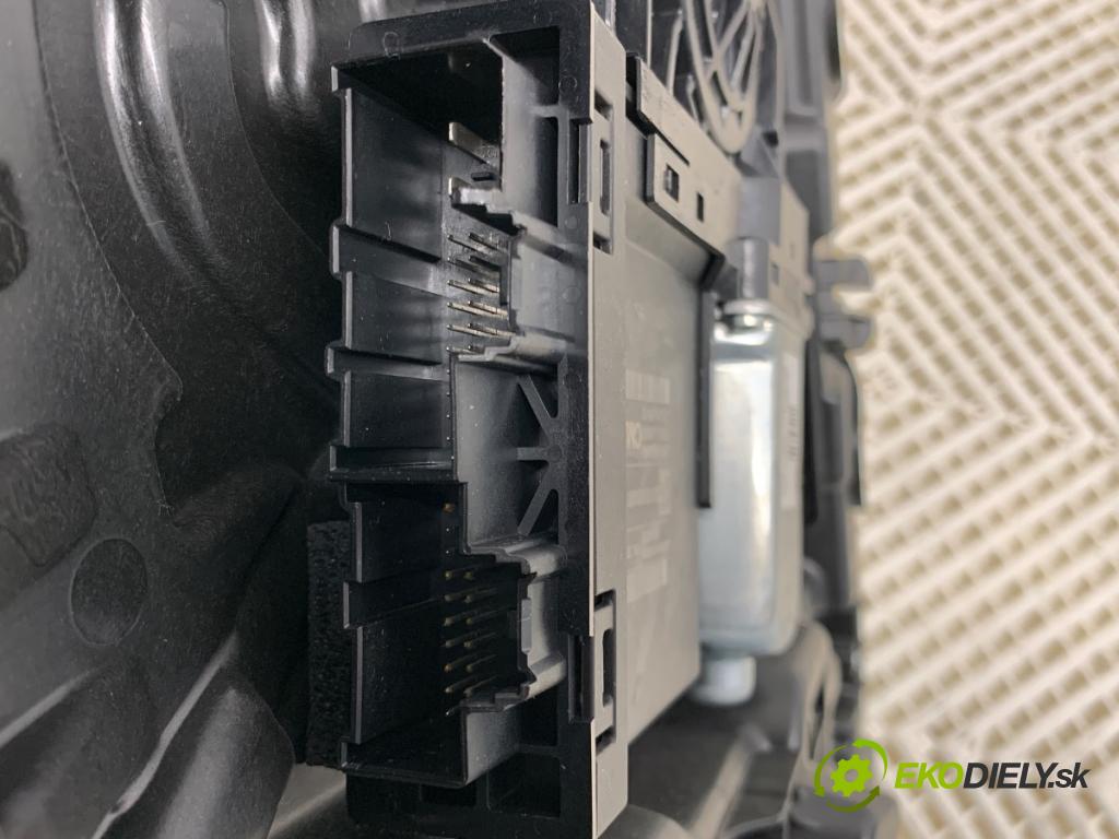 VOLVO V60 II Kombi 2019 140 kW D4 1969 Mechanizmus okna pravy predný 31674757