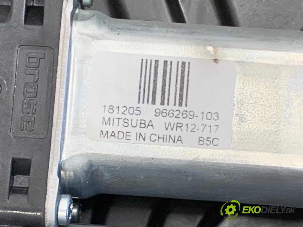 VOLVO V60 II Kombi 2019 140 kW D4 1969 Mechanizmus okna pravy predný 31674757