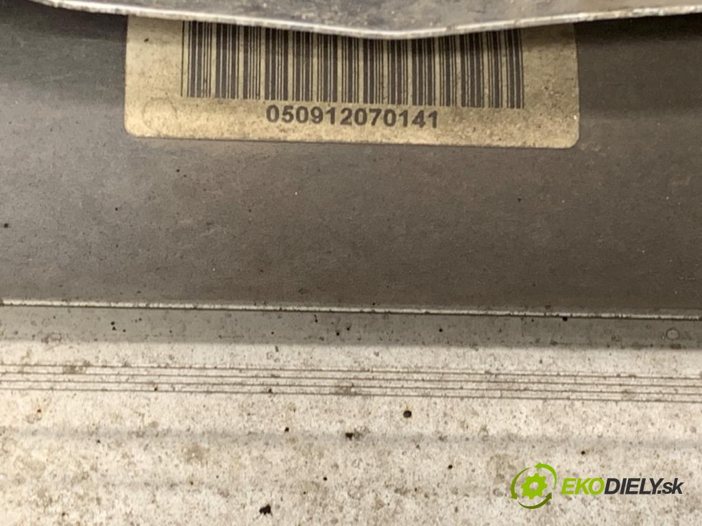 SKODA YETI SUV 2012 90 kW 1.4 TSI 1390 řízení volantu řízení 1K1423051ES