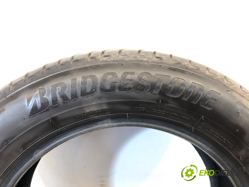 --- --- PNEUMATIKY: 2X 215/60 17" BRIDGESTONE