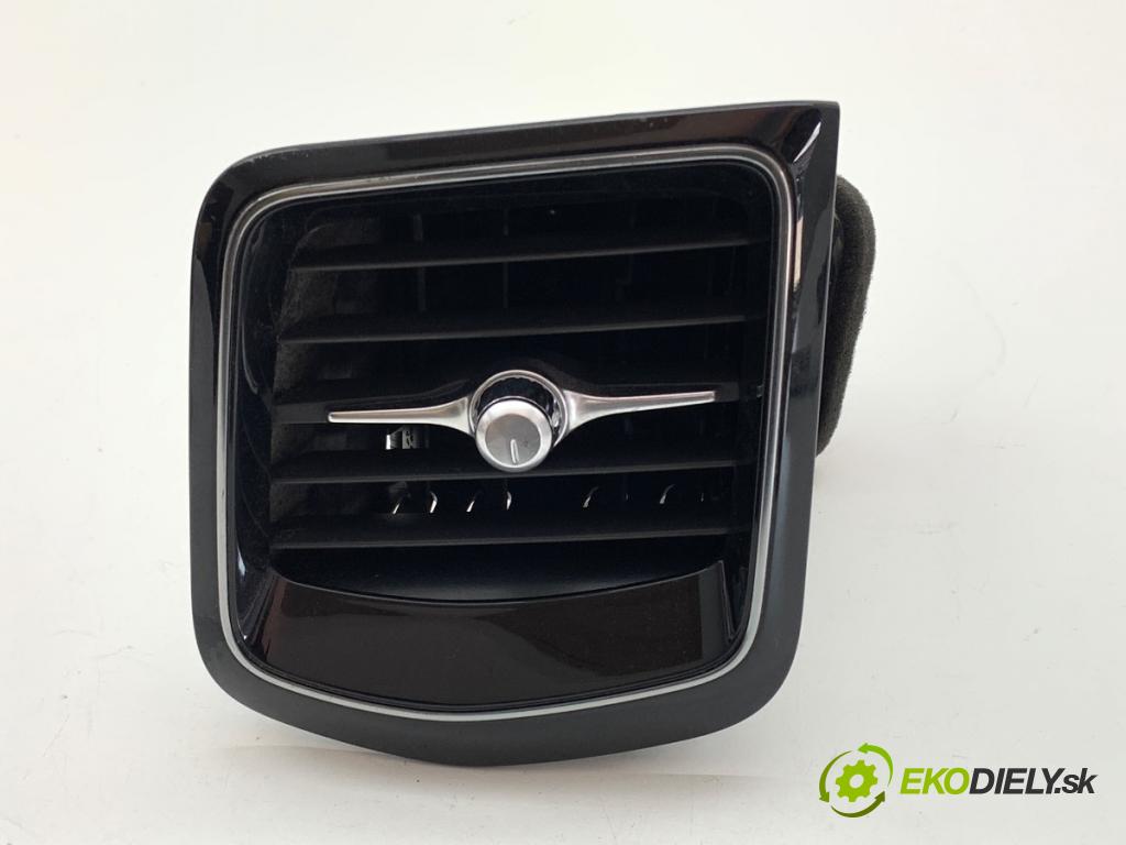 VOLVO S60 III sedan 2020 140 kW T4 1969 mří topení levý přední část 31477272