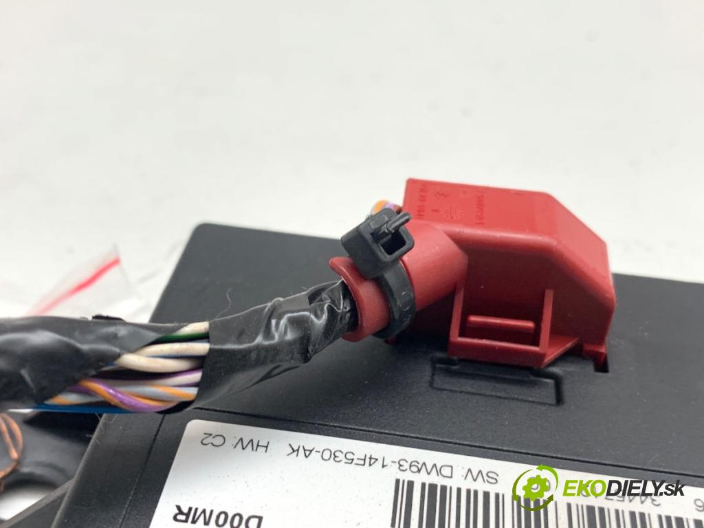 JAGUAR XJ sedan 2015 250 kW 3.0 SCV6 2995 Modul GATEWAY DW93-14F681-AK