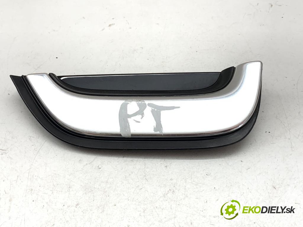 VOLVO S60 III sedan 2020 140 kW T4 1969 Clona Kryt blatníka pravy zad 32262585