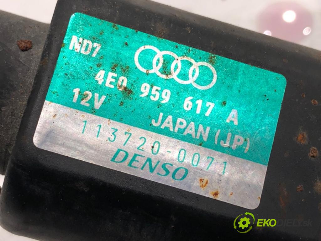 AUDI A8 D3 sedan 2005 191 kW 3.2 FSI 3123 magnetický ventil vody 4E0959617A (Elektrosoučásti ostatní)