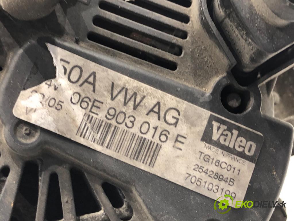 AUDI A8 D3 sedan 2005 191 kW 3.2 FSI 3123 Alternátor 06E903016E (Alternátor)