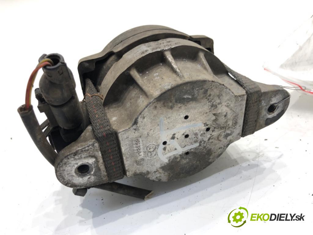AUDI A8 D3 sedan 2005 191 kW 3.2 FSI 3123 AirBag Motor pravy zad 4E0399151AT