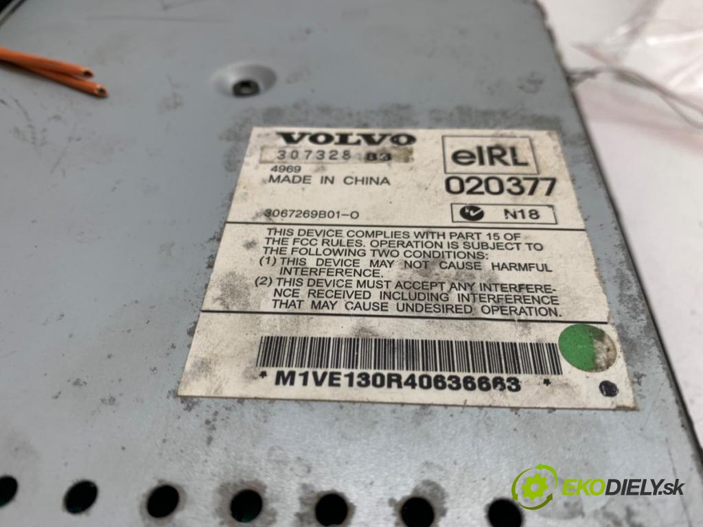 VOLVO XC90 I SUV 2005 200 kW T6 AWD 2922 zesilovač  (Zesilovač)