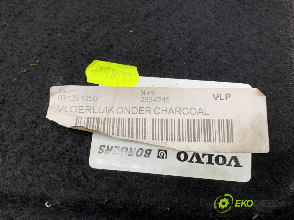 VOLVO V40 liftback 2013 84 kW D2 1560 KRYTINA: kufra
