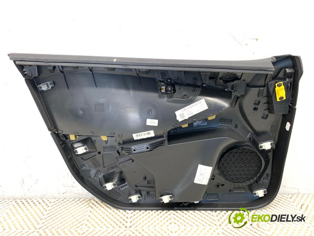 VOLVO V40 liftback 2013 84 kW D2 1560 ča dveře pravý přední část
