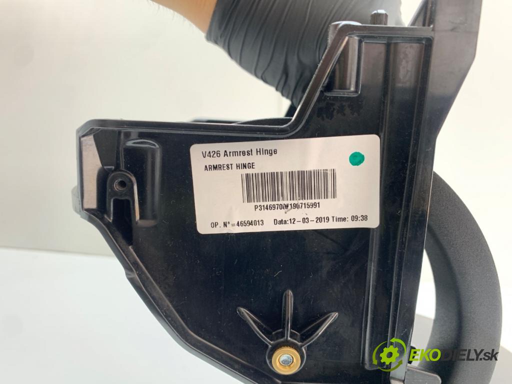 VOLVO V60 II Kombi 2019 140 kW D4 1969 Lakťová opierka 31469700 (Lakťová opierka)