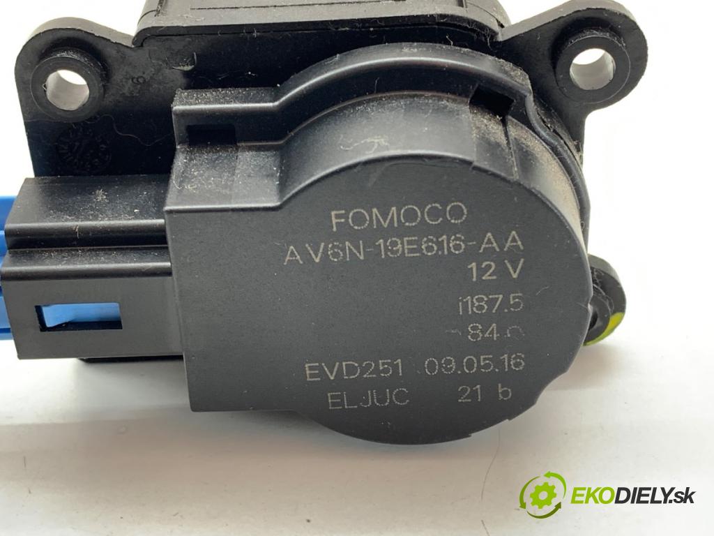 FORD FOCUS III Kombi 2016 88 kW 1.5 TDCi 1499 Motor kúrenia AV6N-19E616-AA