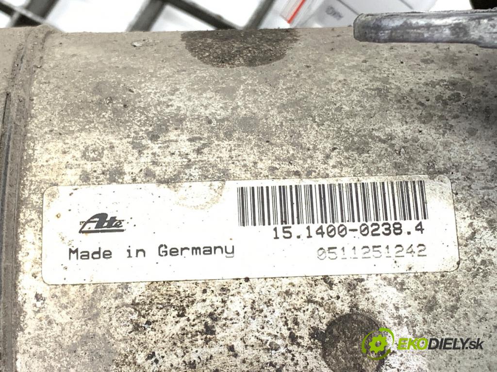 AUDI A8 D3 sedan 2005 191 kW 3.2 FSI 3123 Tlmič pravy predný 4E0616040AF