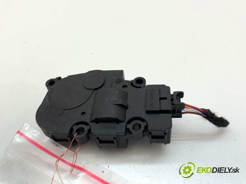 VOLVO S60 III sedan 2020 140 kW T4 1969 Motor kúrenia EH620003