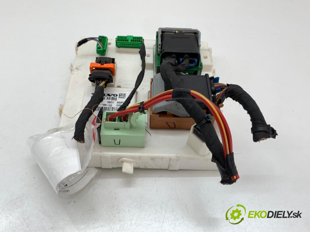 VOLVO S60 III sedan 2020 140 kW T4 1969 Modul komfortu 32233584 (Modul komfortu)