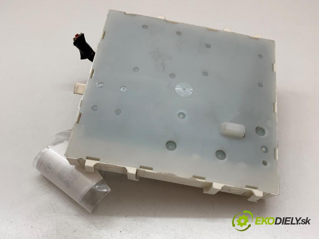 VOLVO S60 III sedan 2020 140 kW T4 1969 Modul komfortu 32233584 (Modul komfortu)