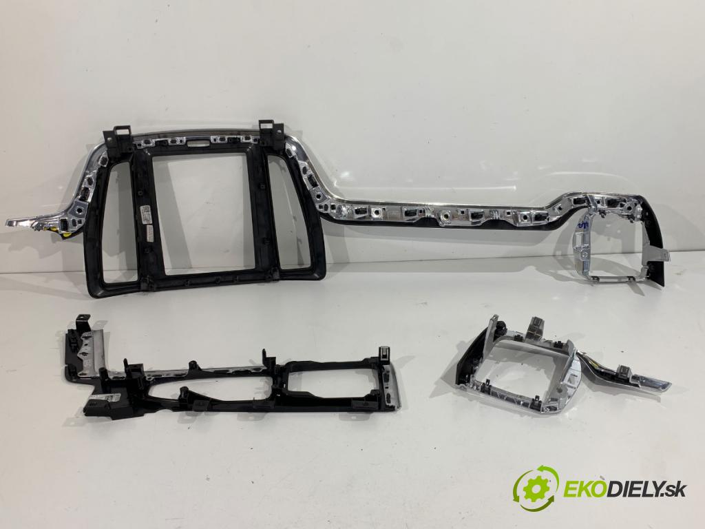 VOLVO S60 III sedan 2020 140 kW T4 1969 lišty kryt 31477741 (Lišta)