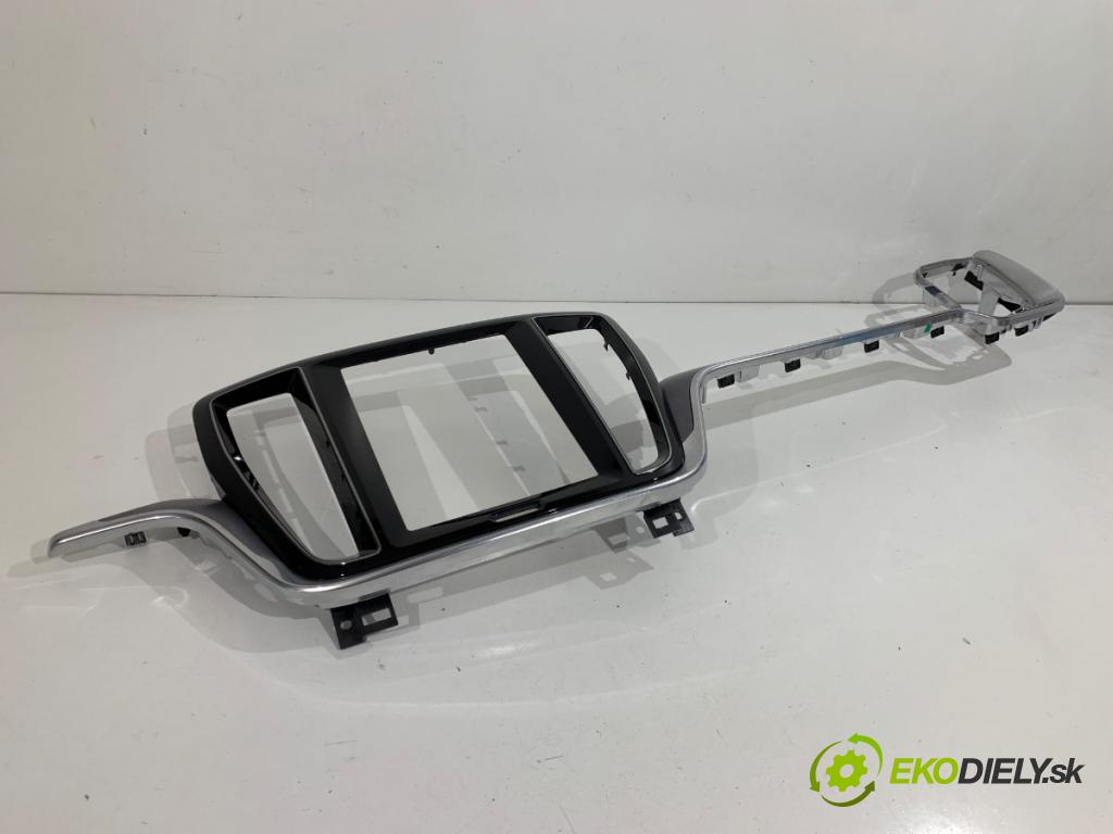 VOLVO S60 III sedan 2020 140 kW T4 1969 lišty kryt 31477741 (Lišta)