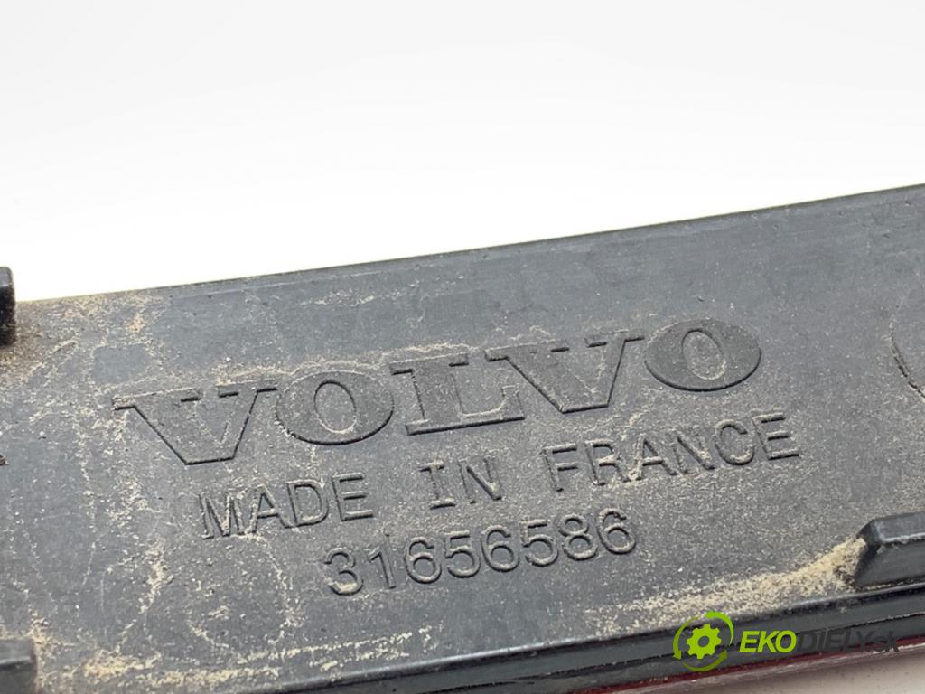 VOLVO S60 III sedan 2020 140 kW T4 1969 Svetlo nárazníka ľavy zad 31656586