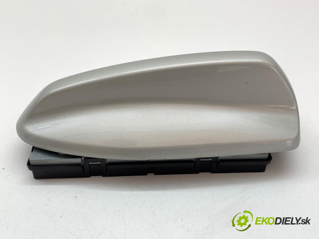 VOLVO S60 III sedan 2020 140 kW T4 1969 ANTENA 31438104