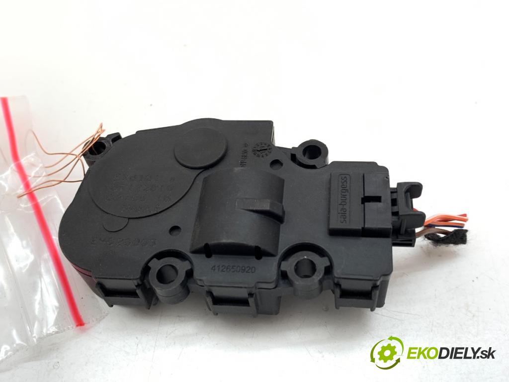 VOLVO S60 III sedan 2020 140 kW T4 1969 Motor kúrenia EH620003