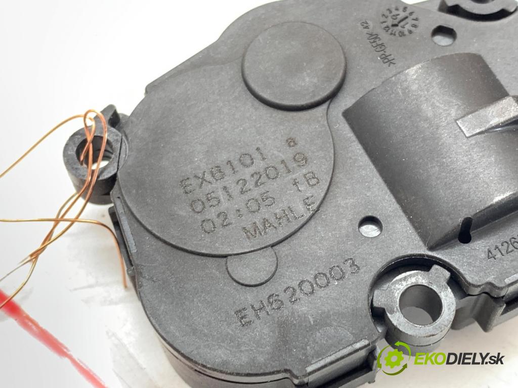 VOLVO S60 III sedan 2020 140 kW T4 1969 Motor kúrenia EH620003