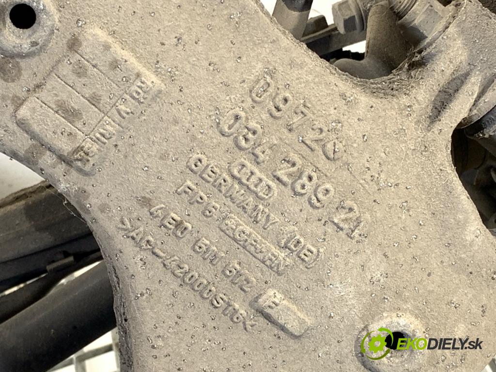 AUDI A8 D3 sedan 2005 191 kW 3.2 FSI 3123 výztuha zadní část 4E0505235F