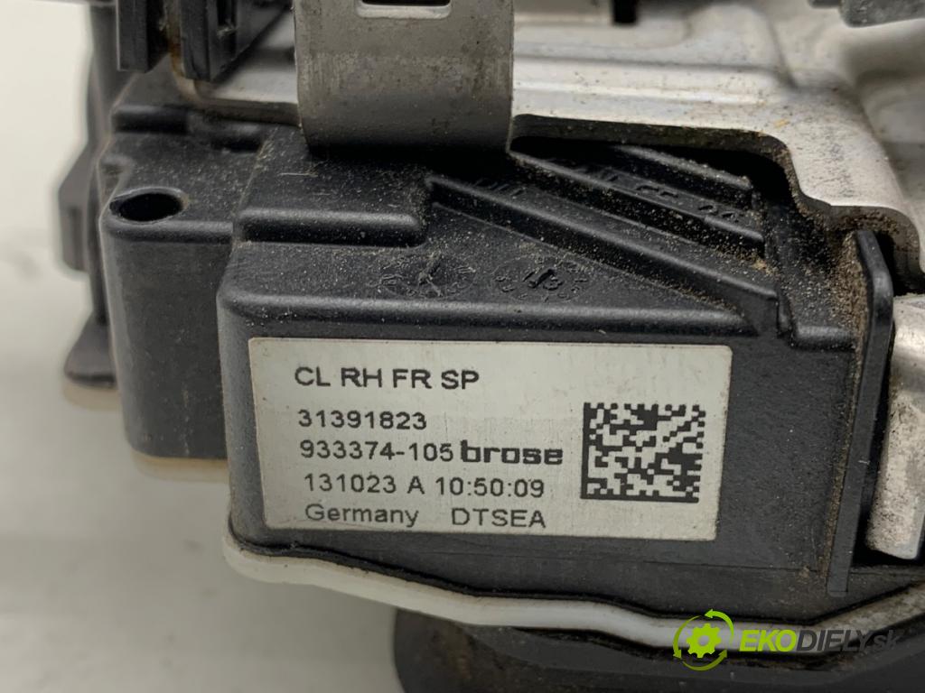 VOLVO V40 liftback 2013 84 kW D2 1560 zámok Dvere ľavy predný 31391823