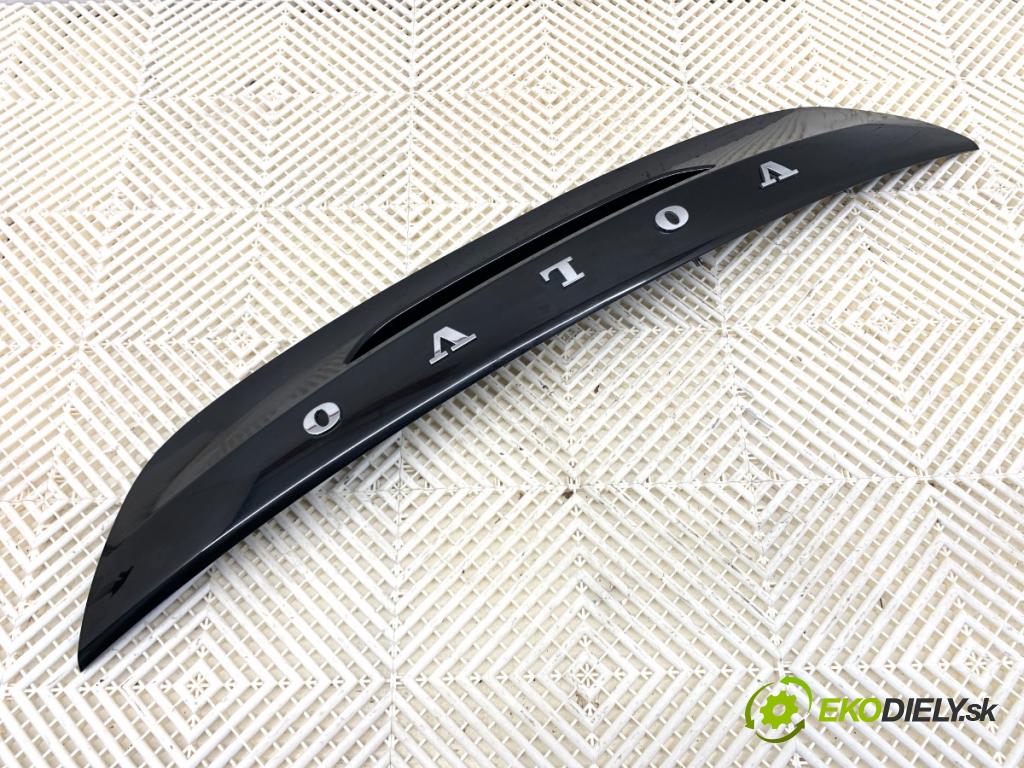 VOLVO V40 liftback 2013 84 kW D2 1560 Zadné čelo dverí zad 31301301