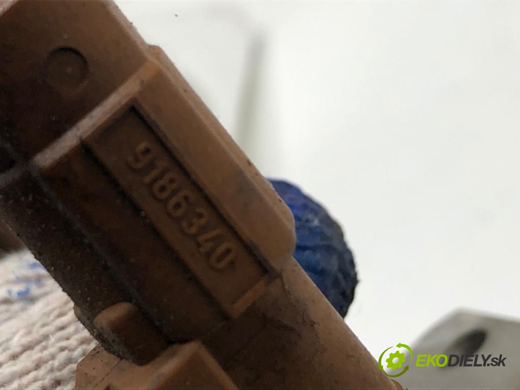 VOLVO XC90 I SUV 2005 200 kW T6 AWD 2922 lišta vstřikovací 0280155831 (Vstřikovací lišta)