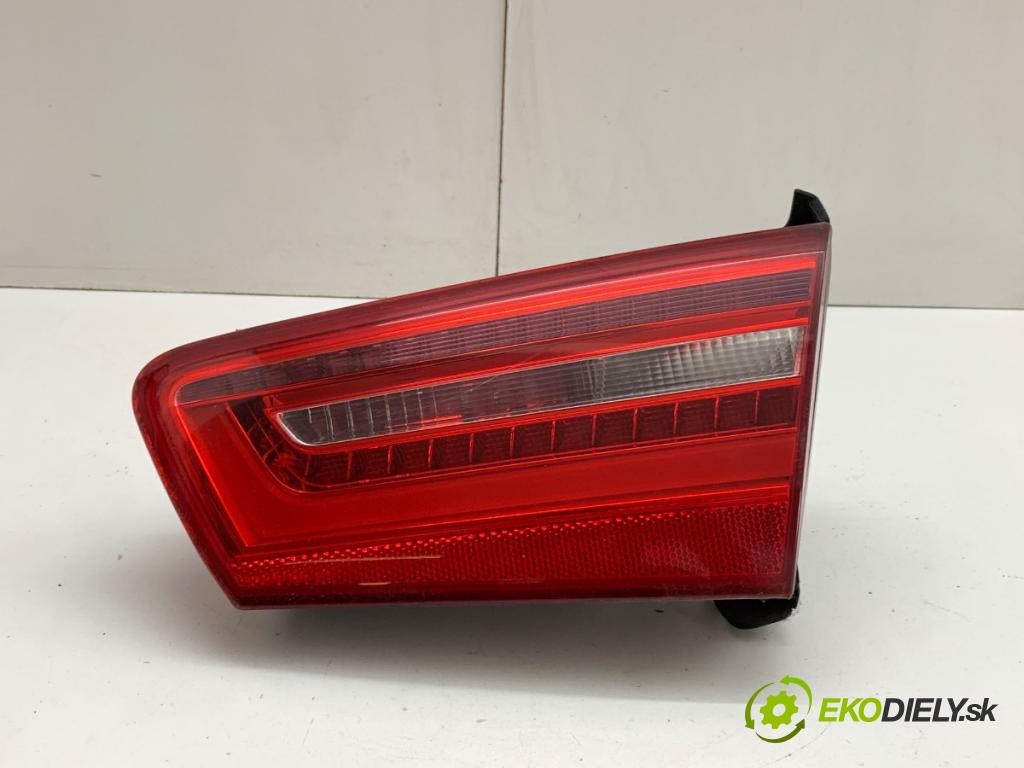 AUDI A6 C7 sedan 2011 180 kW 3.0 TDI quattro 2967 Svetlo pravy zad vnútorná 4G5945094A