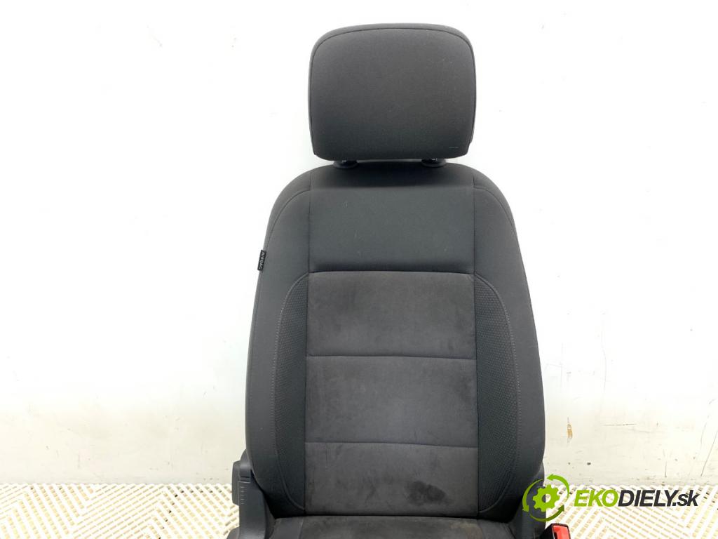 VW TOURAN nadwozie wielkoprzestrzenne (MPV) 2015 130 kW 2.0 TDI 1968 Sedadlo pravy predný