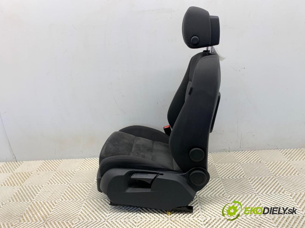 VW TOURAN nadwozie wielkoprzestrzenne (MPV) 2015 130 kW 2.0 TDI 1968 Sedadlo ľavy predný